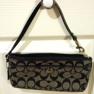 Black Coach Wristlet. EUC.